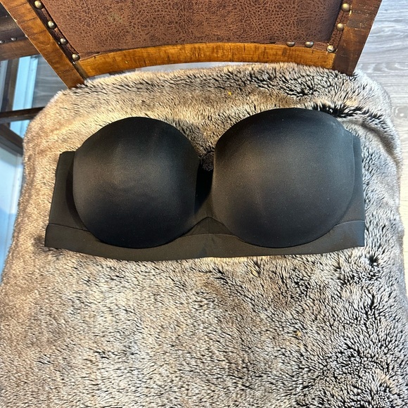 Cacique Black Strapless Push Up Bra, size 40DD - Picture 6 of 8